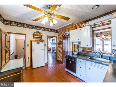 32 Main St, Harleysville, PA 19438 - photo 7