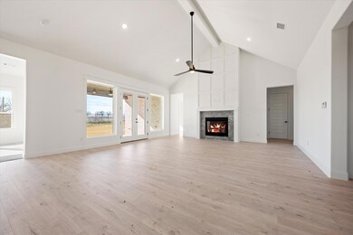 117 Highgate Ct, Boyd, TX 76023 - photo 7