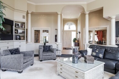 010-Living_Room-2655669-medium