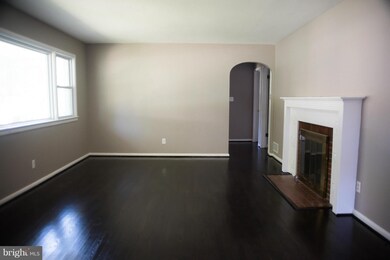 13206 Bregman Rd, Silver Spring, MD 20904 - photo 7