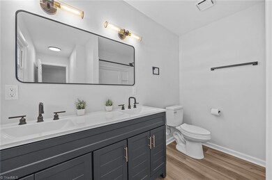 115 Eastway Ln, Graham, NC 27253 - photo 4