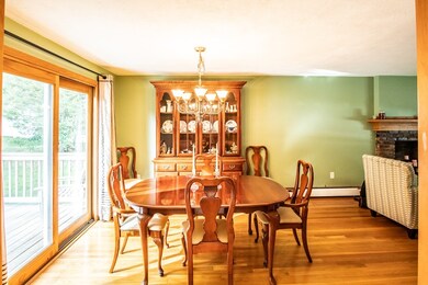 15 Carriage Ln, Winchester, MA 01890 - photo 3