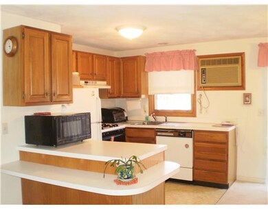 18 Harvard St, Cranston, RI 02920 - photo 5