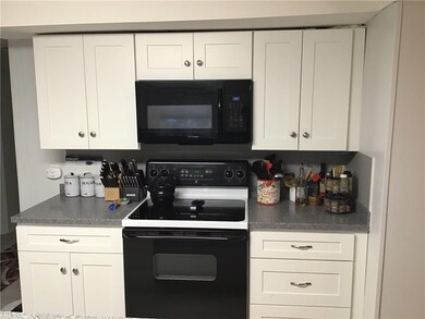 620 Walnut St, Whiteland, IN 46184 - photo 4