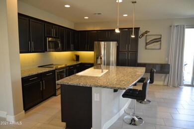 6 KITCHEN