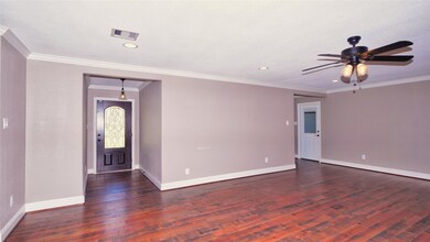 909 Baker Rd, Rosenberg, TX 77471 - photo 5