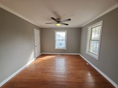 329 E 18th St, Columbia, TN 38401 - photo 4