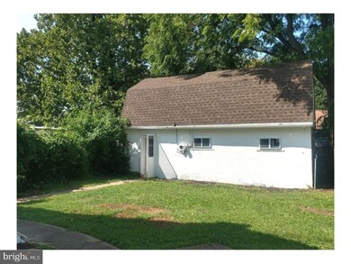 110 E Chelton Rd, Brookhaven, PA 19015 - photo 2