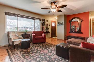 1075 Wetmore Rd, Columbus, OH 43224 - photo 3