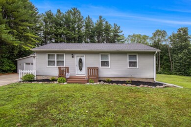 697 Edgecreek Dr, Wayland, MI 49348 - photo 2