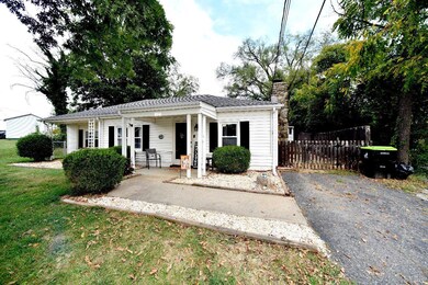 127 Wells Rd, Madison Heights, VA 24572 - photo 6