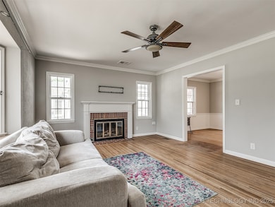 3923 E 11th Place, Tulsa, OK 74112 - photo 7