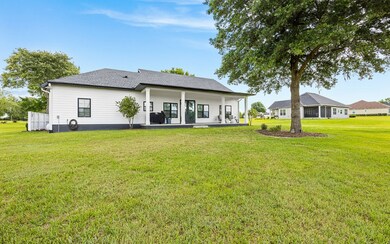 952 SW Mandiba Dr, Lake City, FL 32024 - photo 6