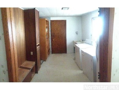 1454 Texas Cir S, St. Louis Park, MN 55426 - photo 5