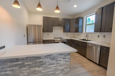 2541 S Marshalls Run, Show Low, AZ 85901 - photo 5