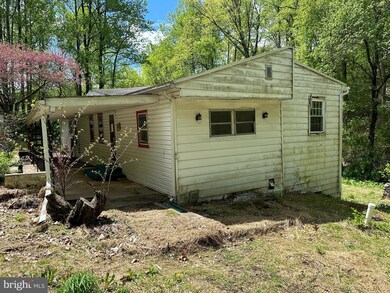 79 Tritch Ln, Reading, PA 19608 - photo 3