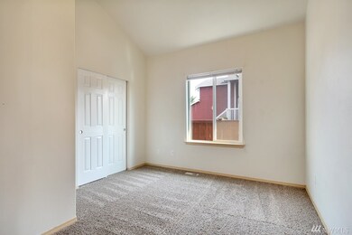 16640 Rainier View Dr SE, Yelm, WA 98597 - photo 6