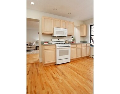 39 Salutation St unit 3B, Boston, MA 02109 - photo 4