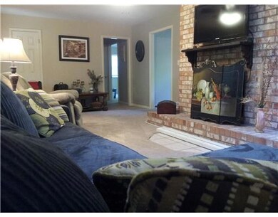 402 NW H St, Bentonville, AR 72712 - photo 2