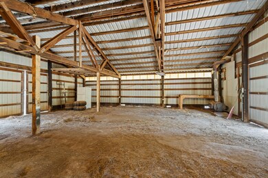 9_18505 e evans creek rd, rogue river-09