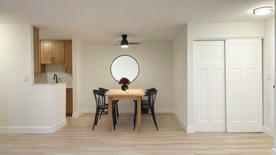 unlisted-address, Crystal Lake, IL 60014 - photo 3