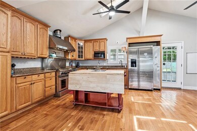 9523 Palm St, New Orleans, LA 70118 - photo 7