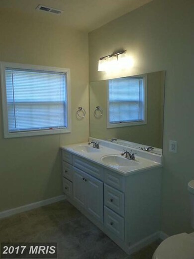 302 Marshall Ave, Gaithersburg, MD 20877 - photo 7