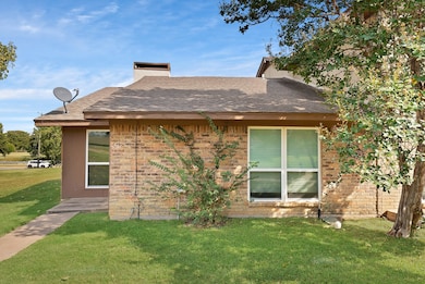 1402 S Carrier Pkwy unit 110, Grand Prairie, TX 75051 - photo 3