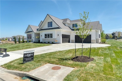 10711 W 173rd Terrace, Overland Park, KS 66221 - photo 4