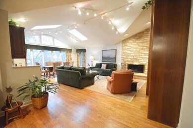 137 George St, Wheaton, IL 60189 - photo 6