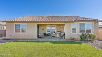 28-Back Patio & Yard