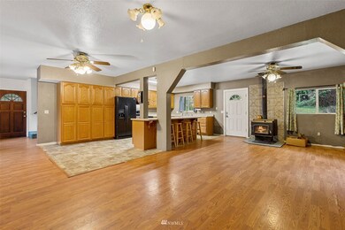 23583 Fremali Ln, Mount Vernon, WA 98274 - photo 5