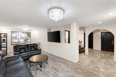 594 S Joplin St, Aurora, CO 80017 - photo 4