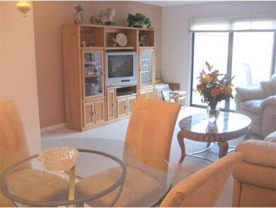 1710 Windsor Dr, Framingham, MA 01701 - photo 4