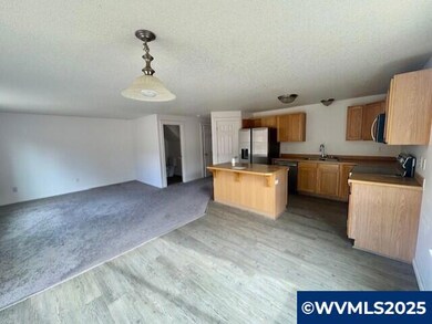 844 SE Maliah Ave, Madras, OR 97741 - photo 4