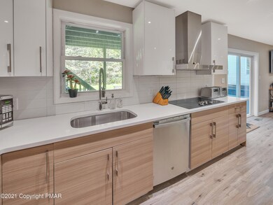 1531 Starry Ln, Effort, PA 18330 - photo 7