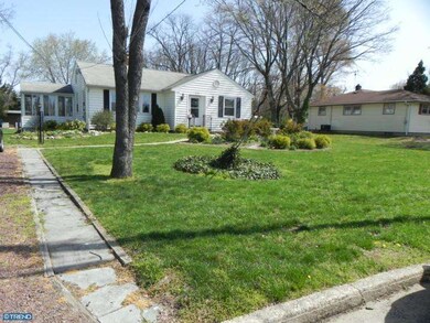 332 Wheatley Ave, Beverly, NJ 08010 - photo 3