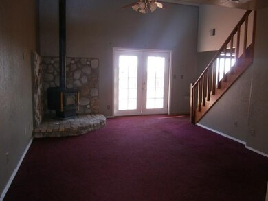 816 Henderson St, Winslow, AZ 86047 - photo 2