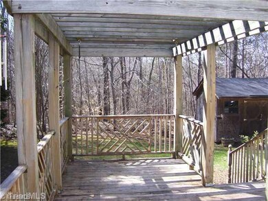 2107 King Ct, Asheboro, NC 27203 - photo 3