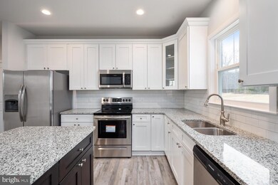 307 Falmouth Dr, Ruther Glen, VA 22546 - photo 6