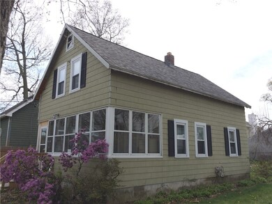 1099 Bullocks Point Ave, Riverside, RI 02915 - photo 2