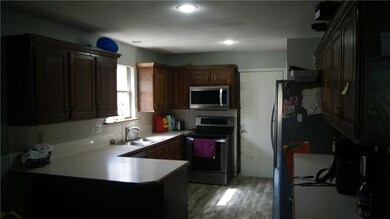 9821 W 51st St, Shawnee, KS 66203 - photo 4