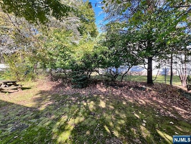 195 River Ln, New Milford, NJ 07646 - photo 4