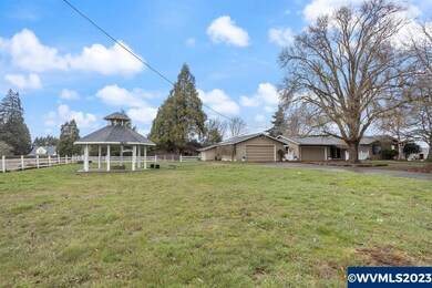 1320 N Fir Villa Rd, Dallas, OR 97338 - photo 3