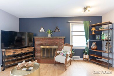 1353 Herrick Ave NE_3