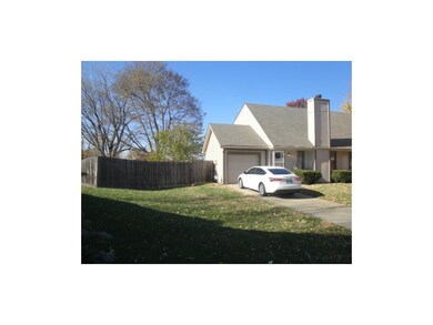 8808 Cottonwood St, Lenexa, KS 66215 - photo 2