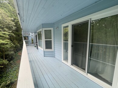 1435 Seacrest Ln unit 2, Brookings, OR 97415 - photo 3