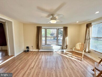 6008 Bell Station Rd, Glenn Dale, MD 20769 - photo 6