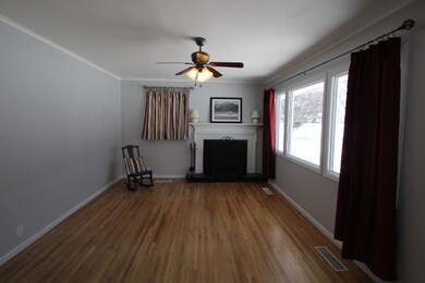 4122 Veralta Dr, Cedar Falls, IA 50613 - photo 2