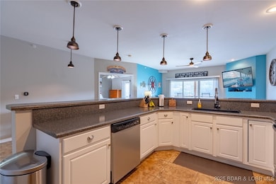 166 Oak Harbor Dr unit 4A, Camdenton, MO 65020 - photo 4